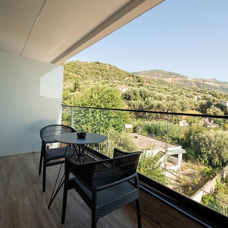 Calma Boutique Hotel Vlore Ngoại thất bức ảnh