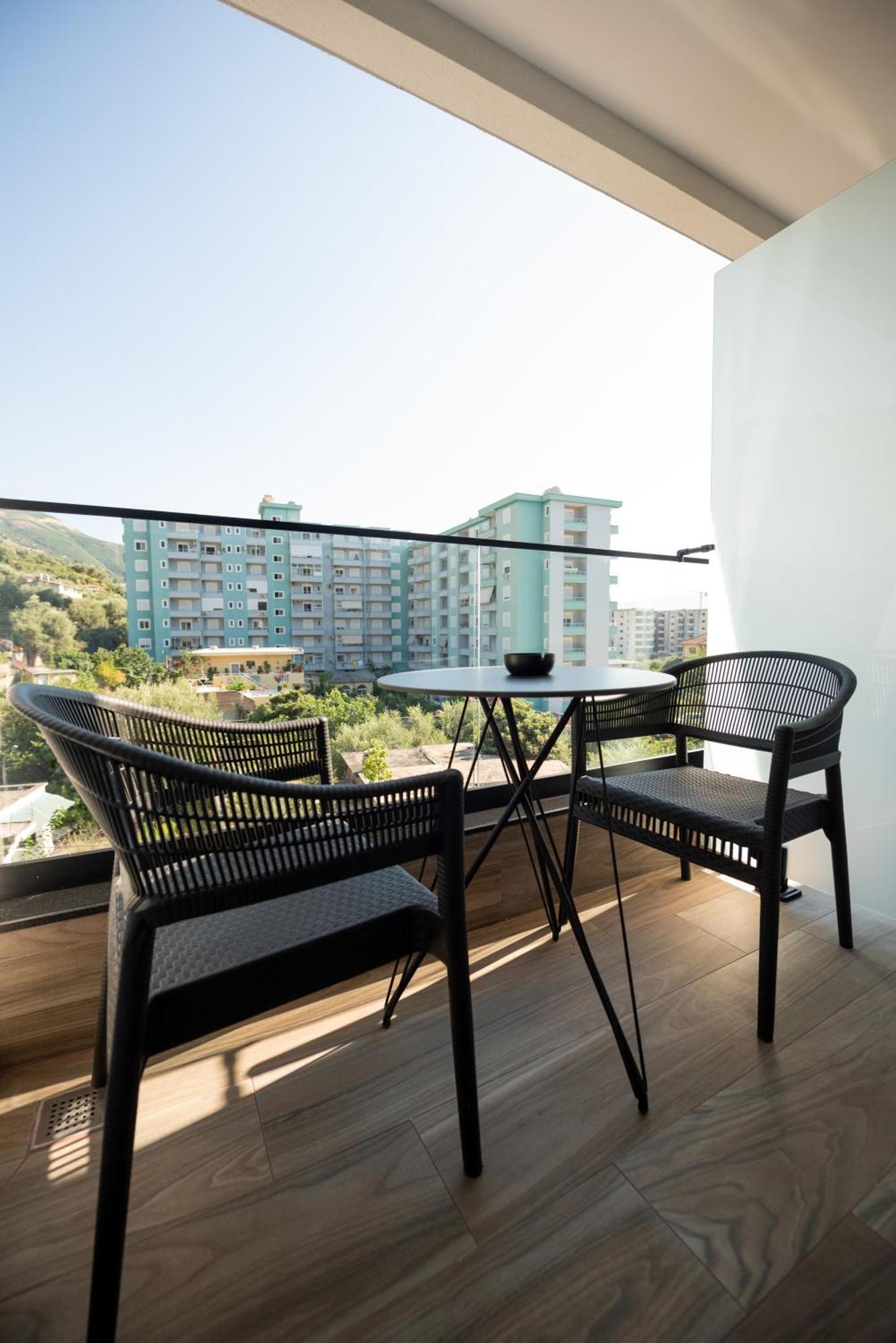 Calma Boutique Hotel Vlore Ngoại thất bức ảnh