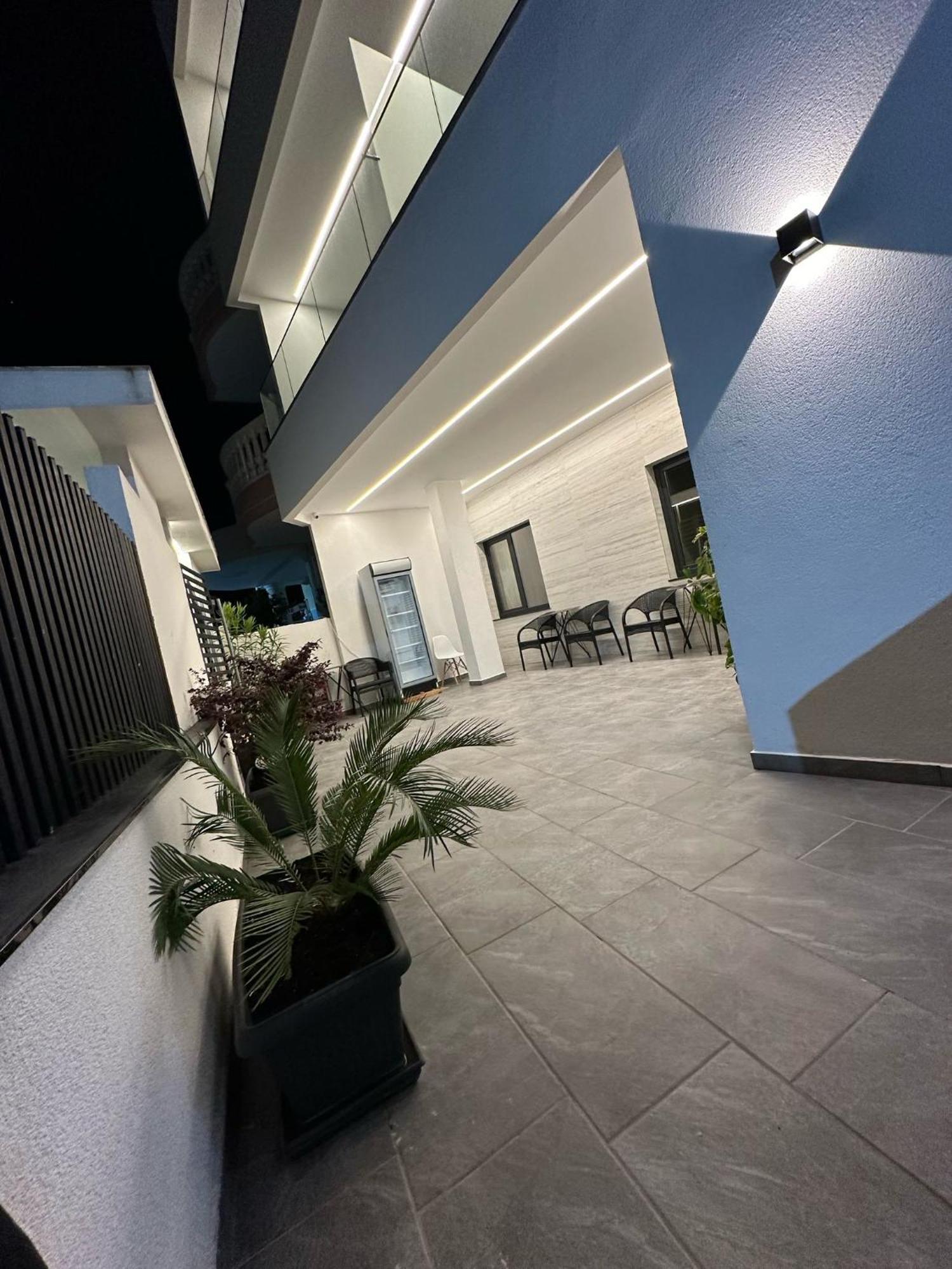 Calma Boutique Hotel Vlore Ngoại thất bức ảnh